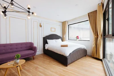 Apartment mit zwei Räumen — SaziHome Le Thanh Tong Hanoi